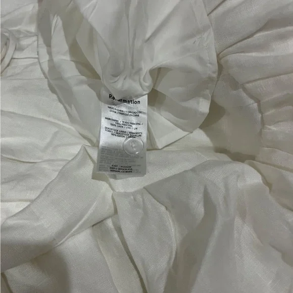 Reformation Balia Linen Dress in White - Picture 5 of 5